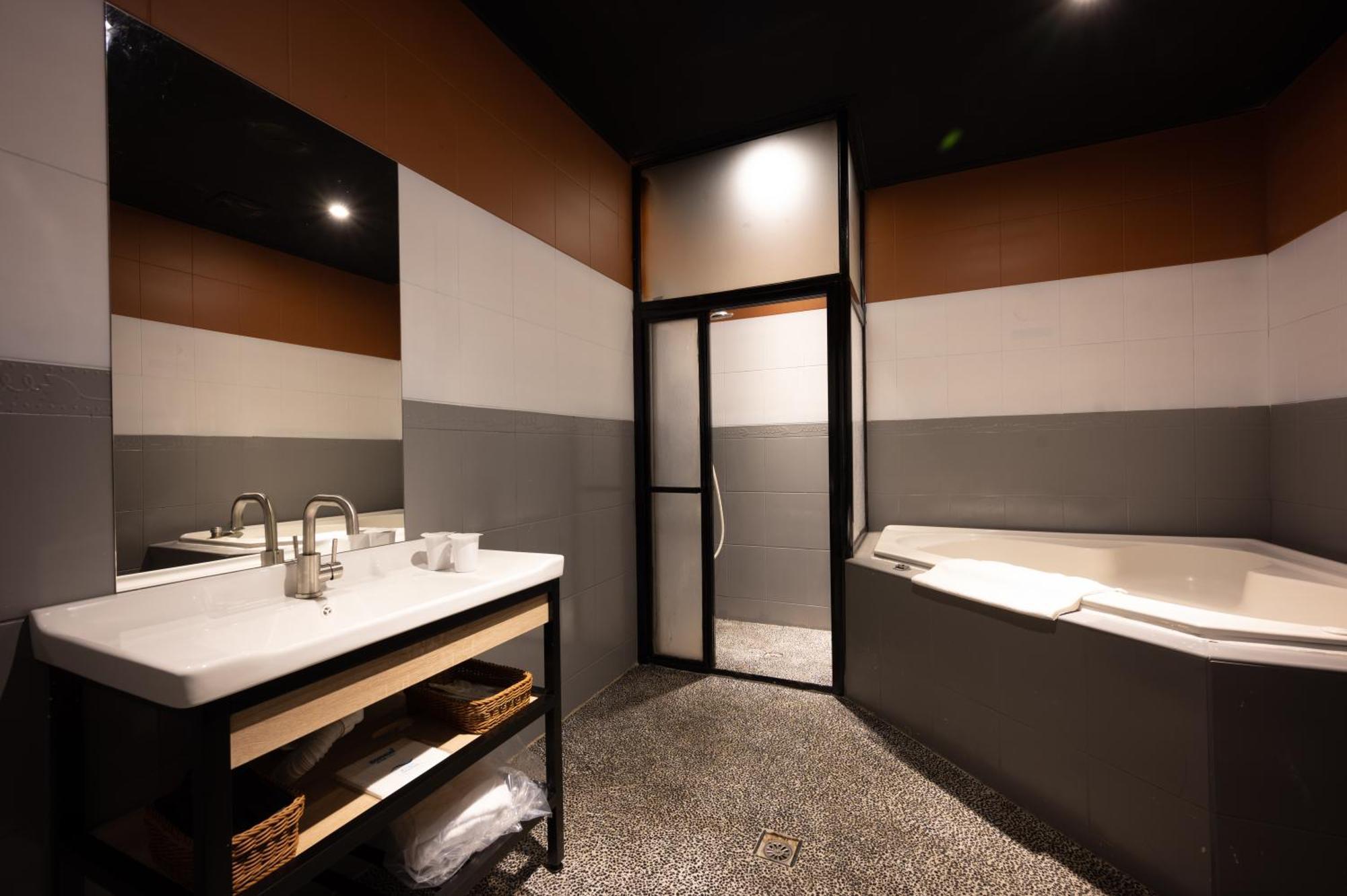 東旅驛棧 Motel Jiaoxi Eksteriør bilde